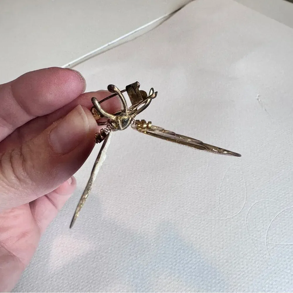 Vintage Gold Tone White Glitter Butterfly Brooch W/ Springs Moving Wings Estate